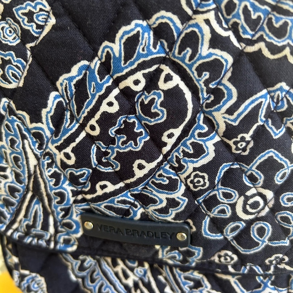 NWOT- Vera Bradley mini hipster Blue bandanna Crossbody Bag - Picture 3 of 7